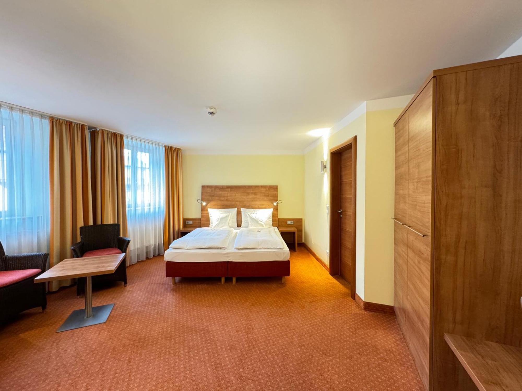 Hotel Haimerlhof Wolnzach Eksteriør billede